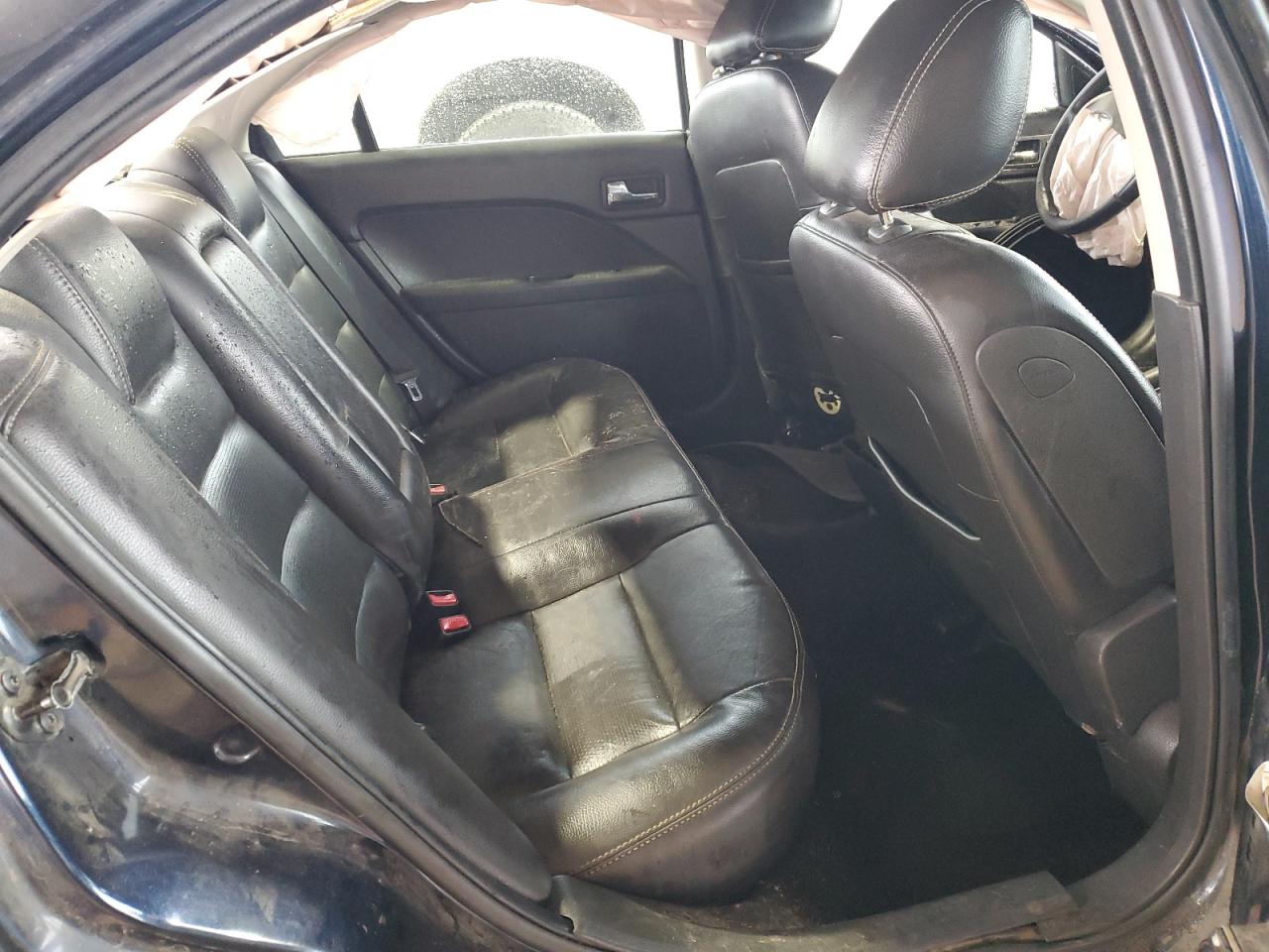 2009 Ford Fusion - Image 10
