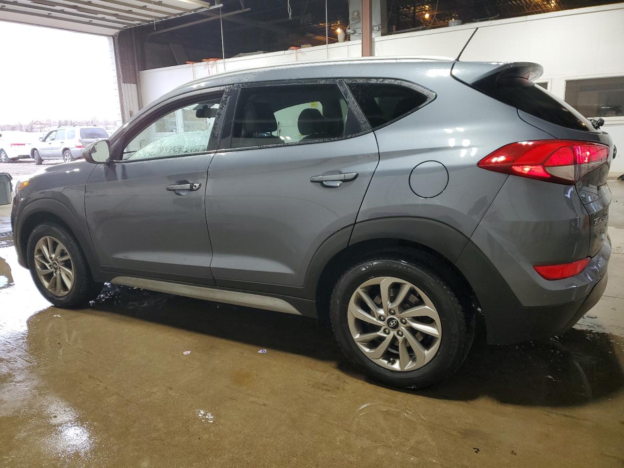 2017 Hyundai Tucson - Image 2