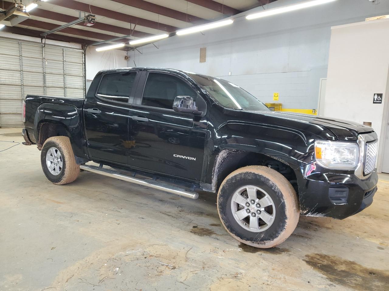 2018 GMC Canyon - Image 4
