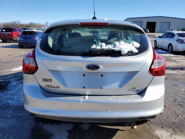  FORD FOCUS 2014 Серебристый