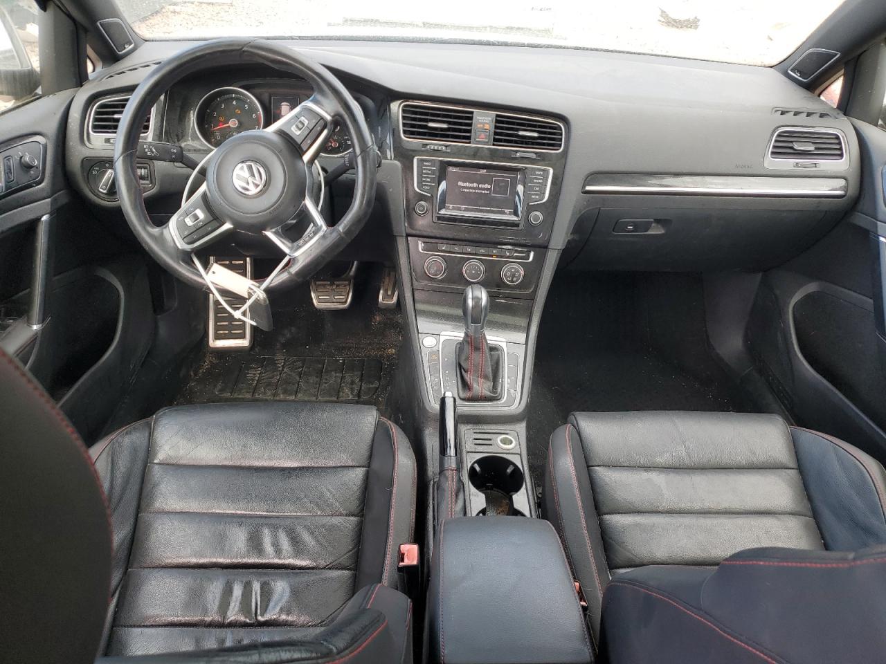 2015 Volkswagen GTI - Image 8