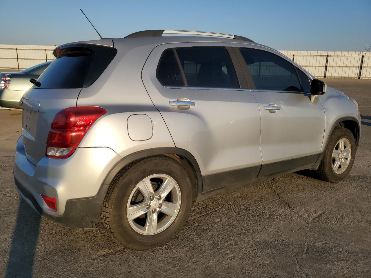 2018 Chevrolet Trax - Image 3