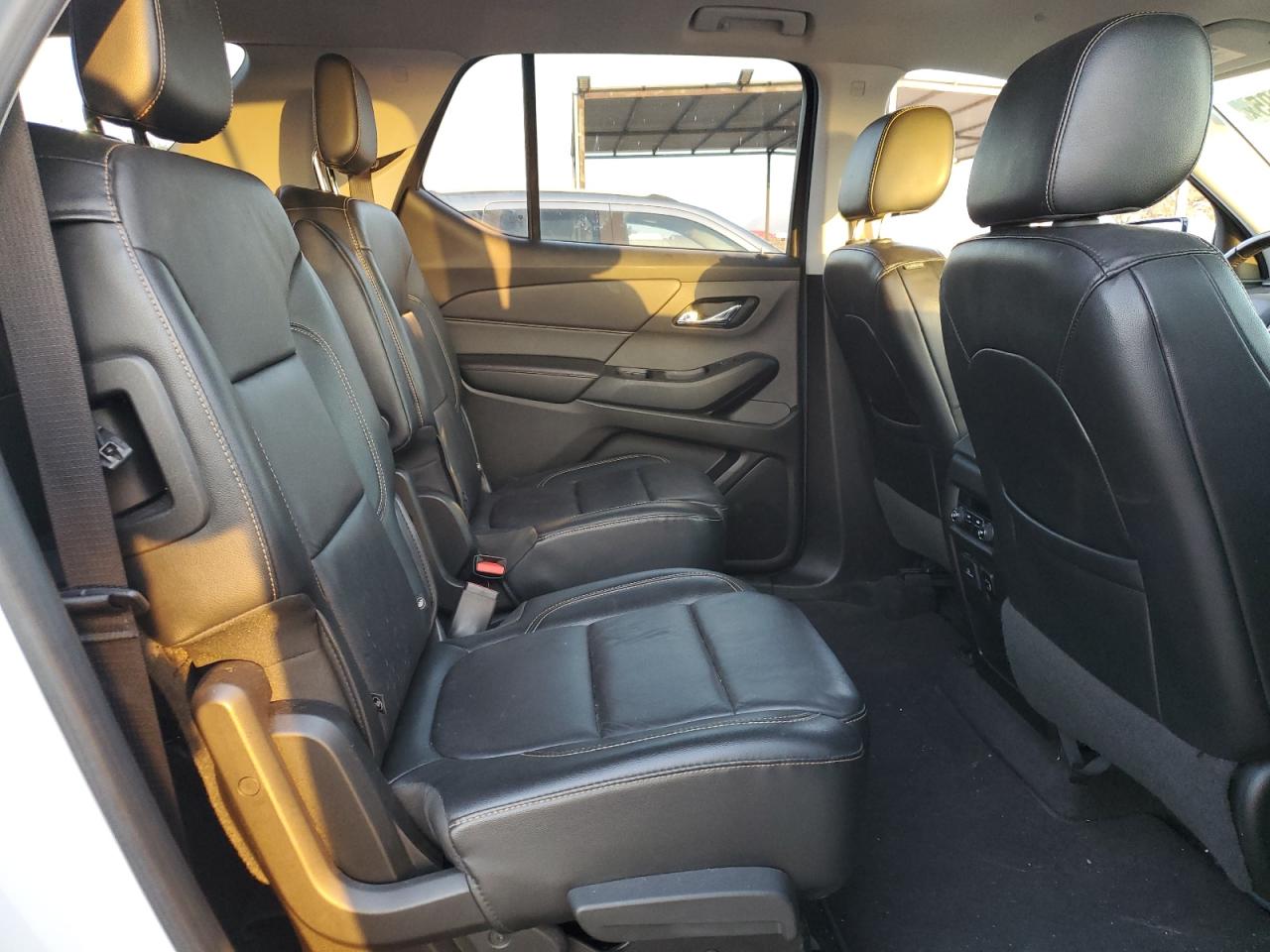 2018 Chevrolet Traverse - Image 11