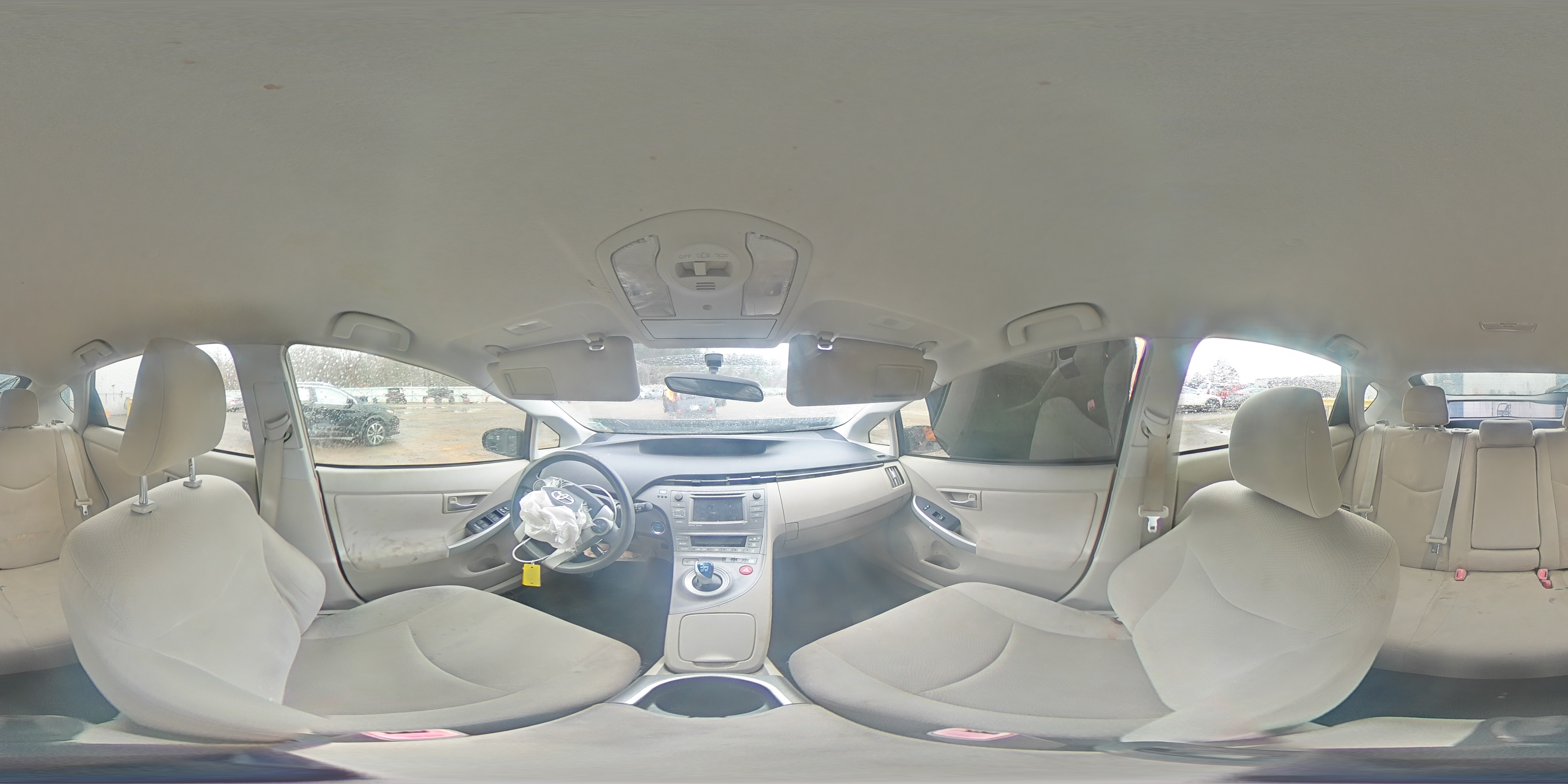 2012 Toyota Prius - Image 14