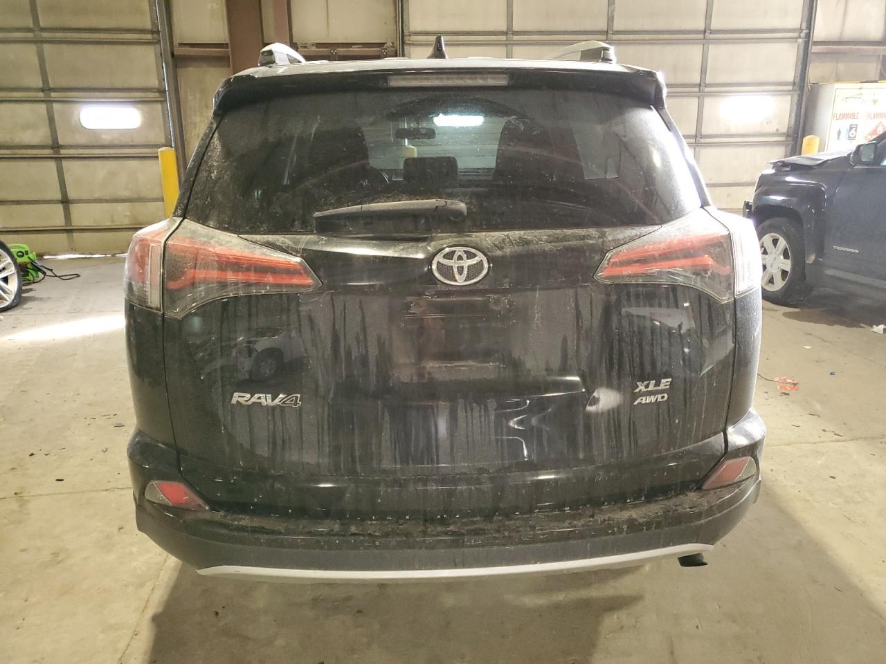 2016 Toyota RAV 4 - Image 6