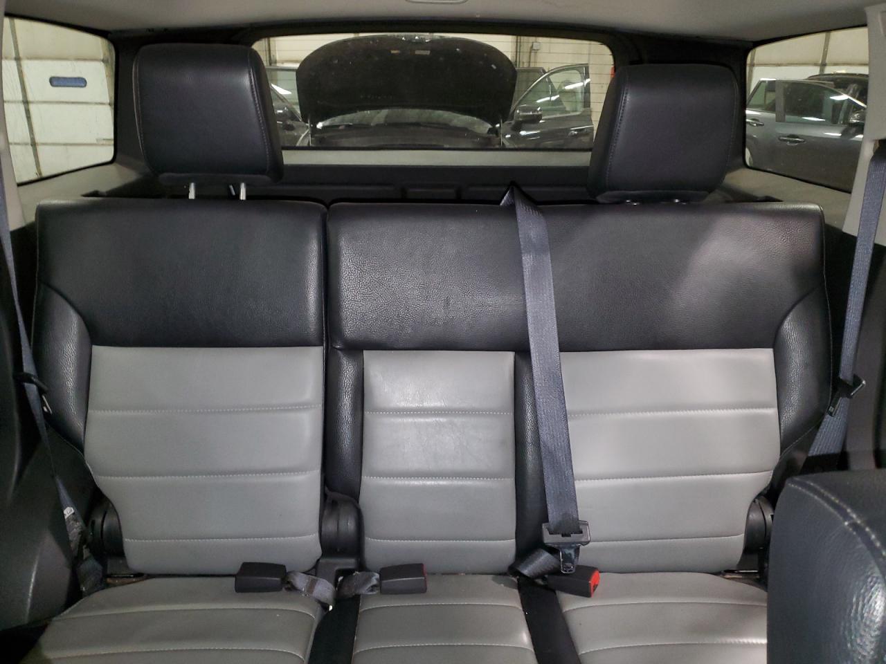 2010 Dodge Nitro - Image 10