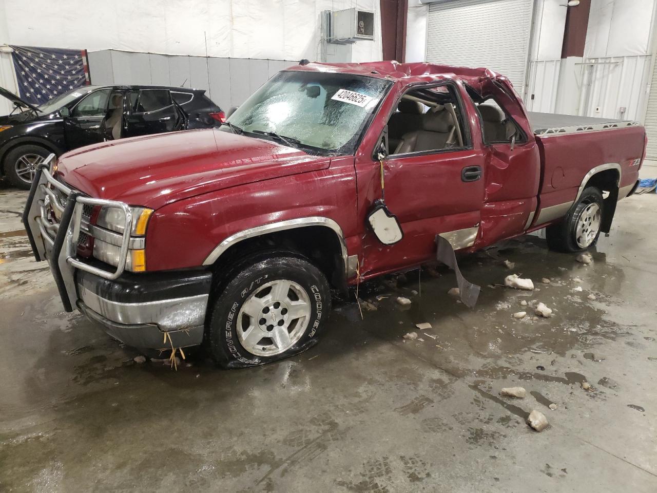 2005 Chevrolet Silverado - Image 1
