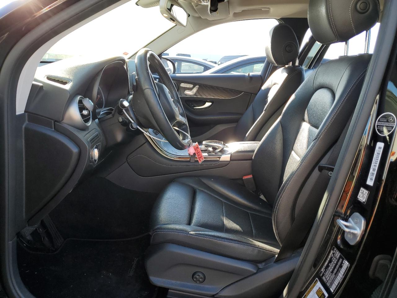 2016 Mercedes-Benz GLC - Image 7