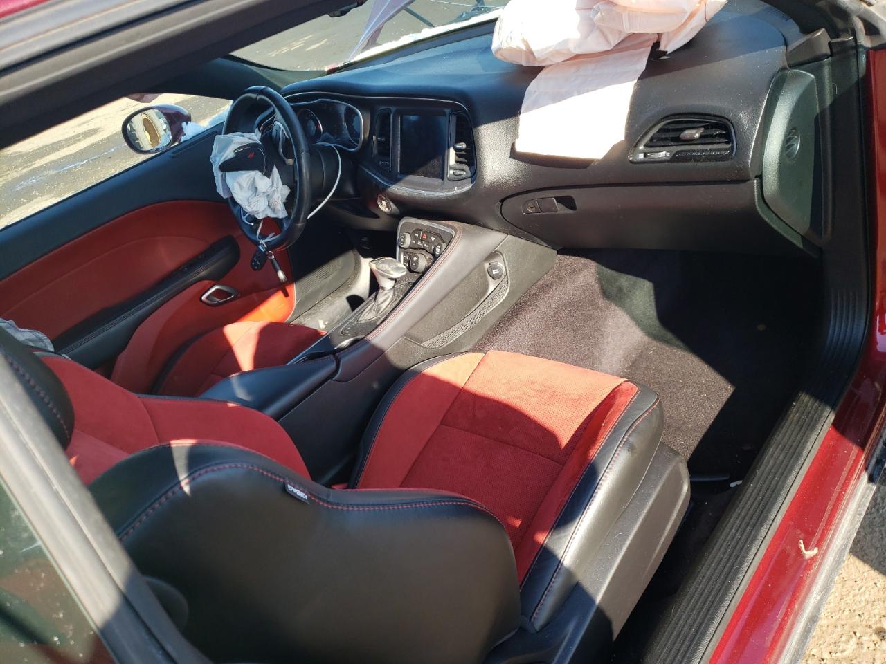 2018 Dodge Challenger - Image 8