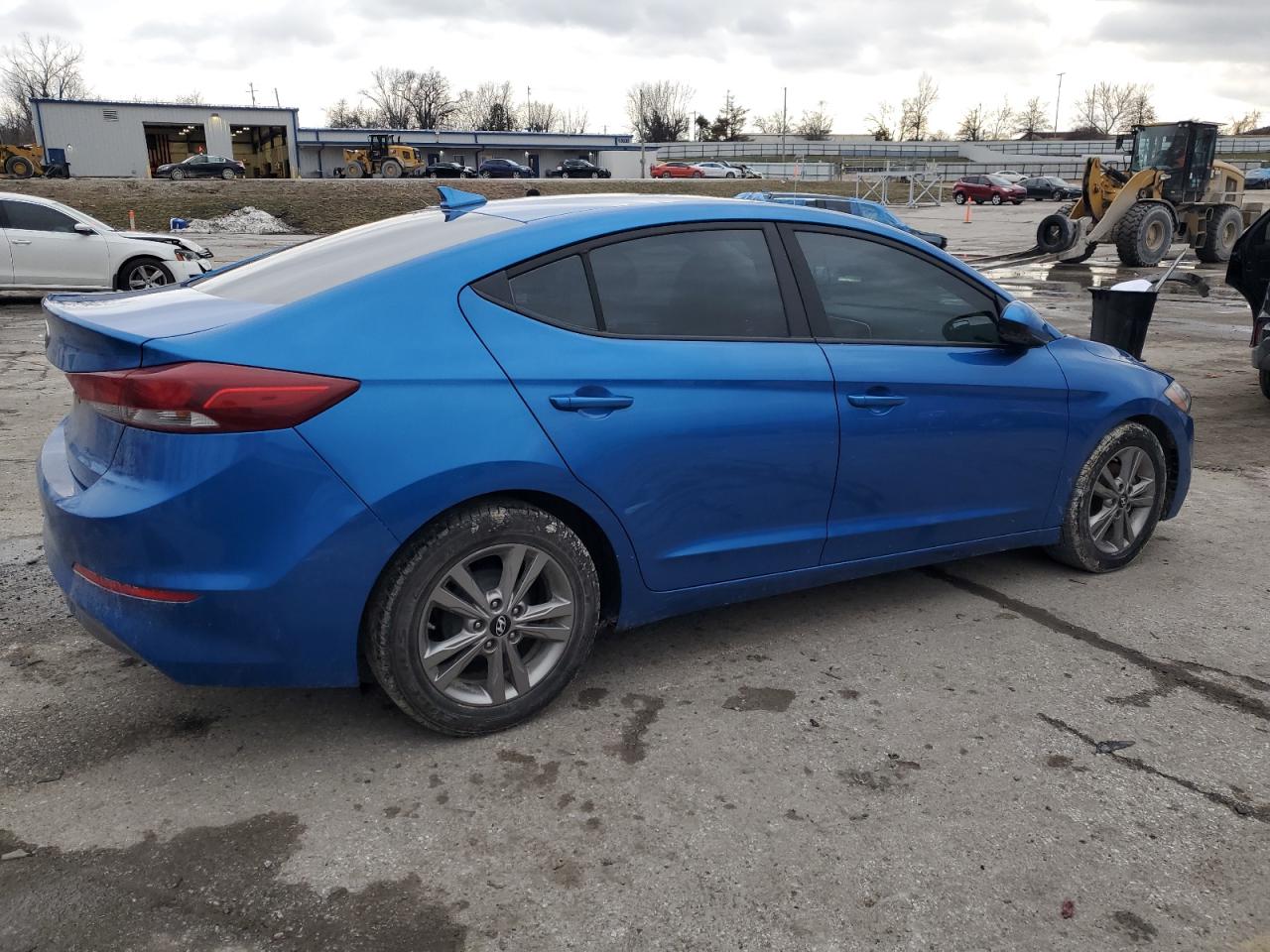 2017 Hyundai Elantra - Image 3