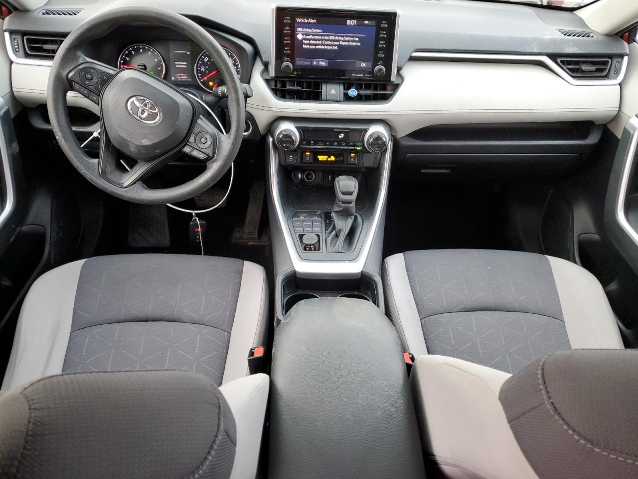 2019 Toyota RAV 4 - Image 8