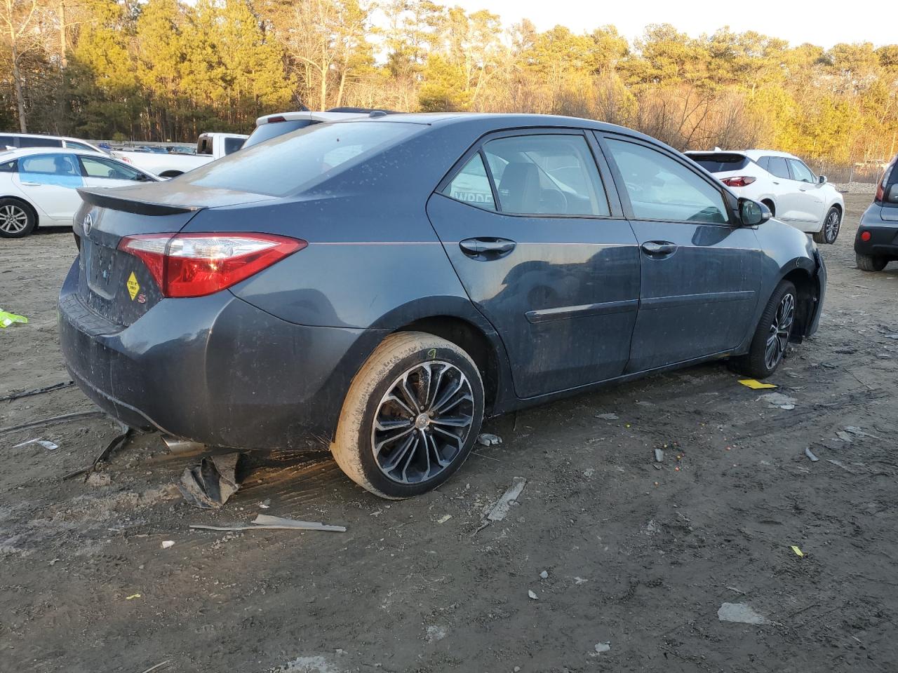2015 Toyota Corolla - Image 3
