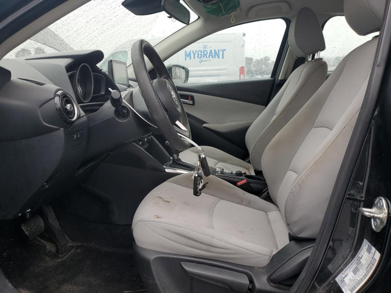 2019 Toyota Yaris - Image 7