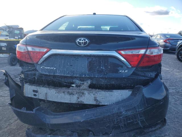 Sedans TOYOTA CAMRY 2017 Czarny