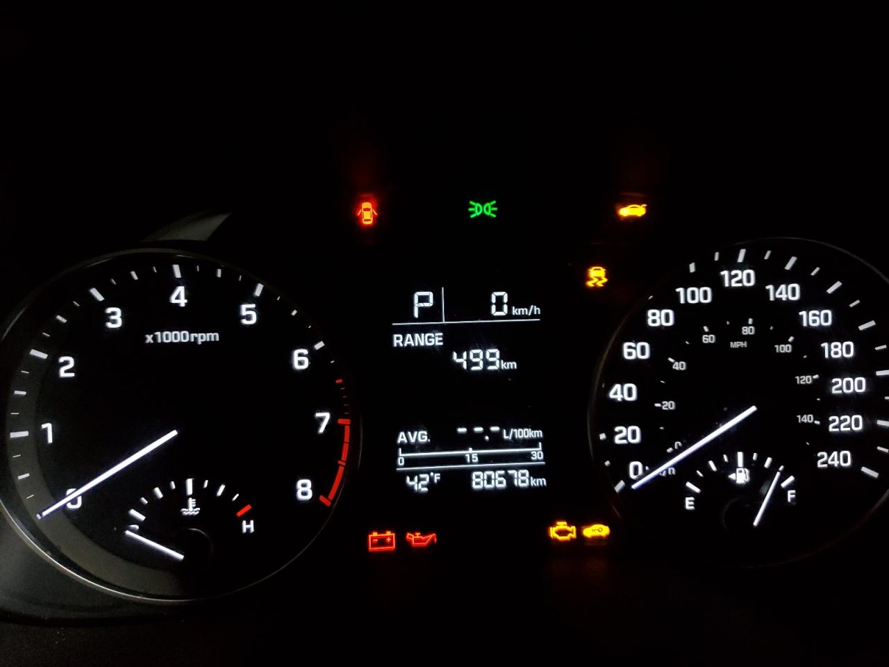 2017 Hyundai Elantra - Image 9
