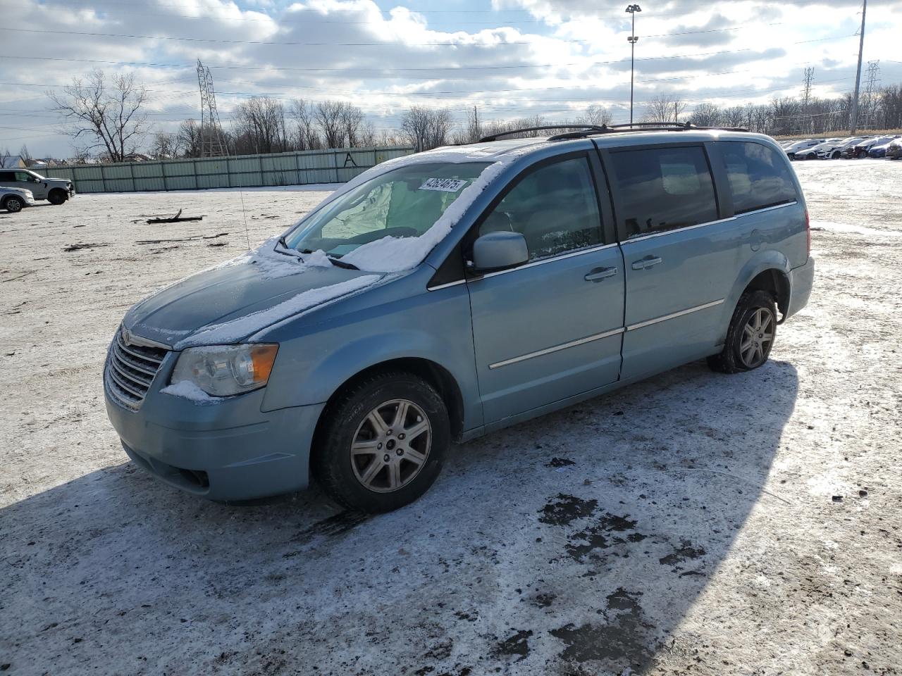 2009 Chrysler Town & Country - Image 1