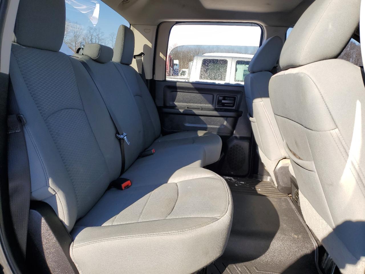 2013 RAM 2500 - Image 10