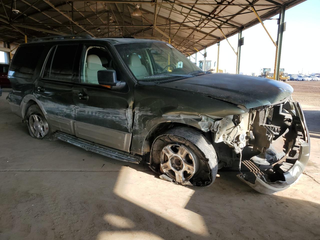 2005 Ford Expedition - Image 4
