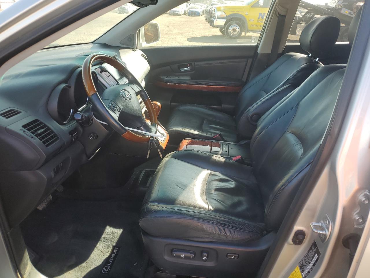 2004 Lexus RX - Image 7