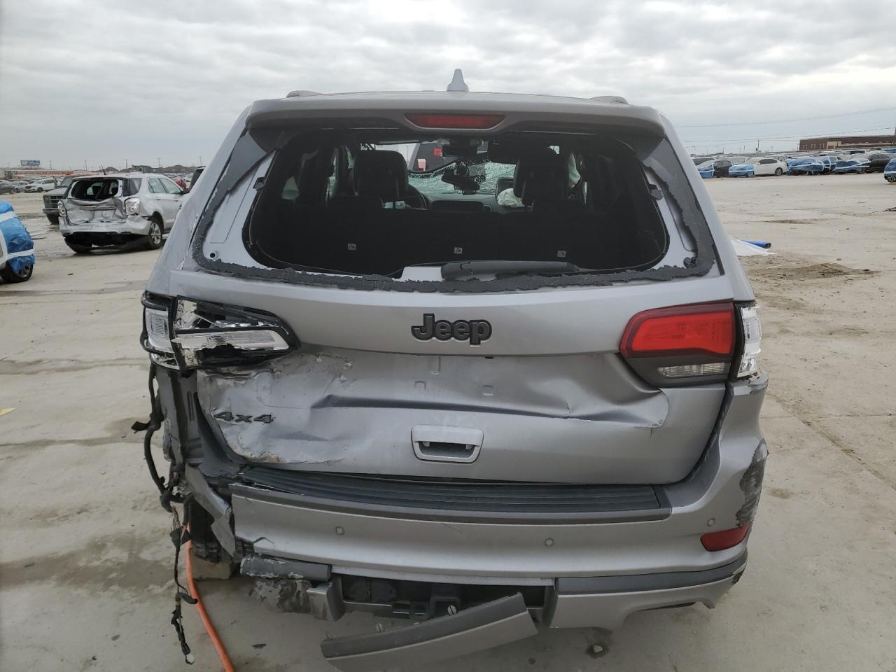 2019 Jeep Grand Cherokee - Image 6
