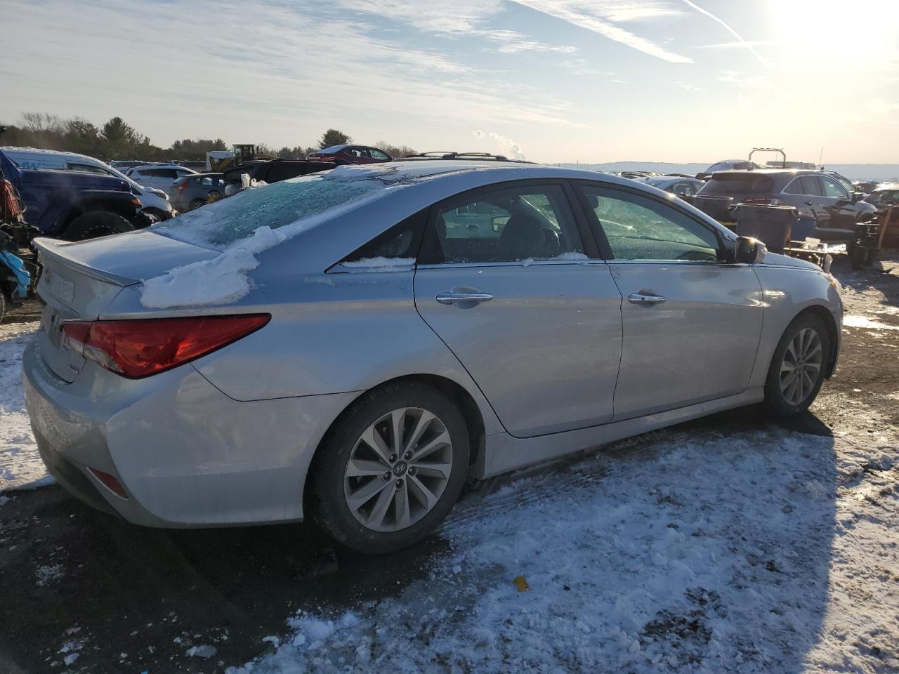 2014 Hyundai Sonata - Image 3