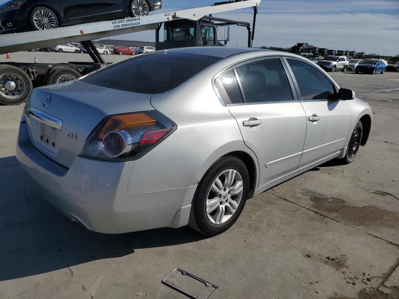 2010 Nissan Altima - Image 3