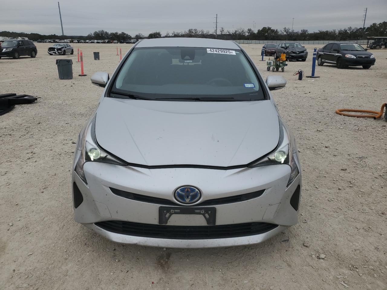 2018 Toyota Prius - Image 5