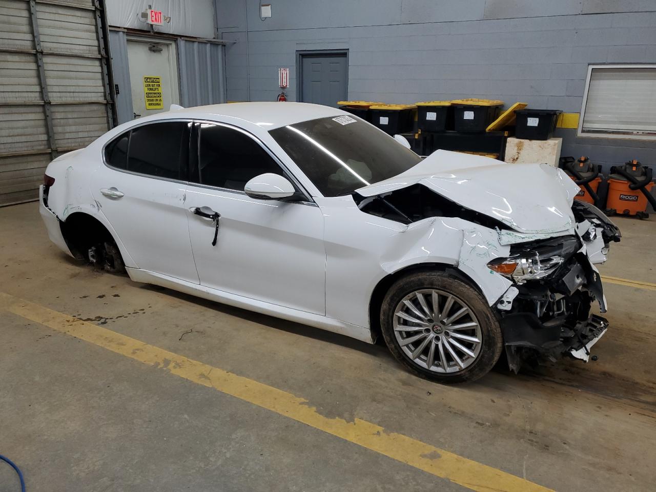 2021 Alfa Romeo Giulia - Image 4