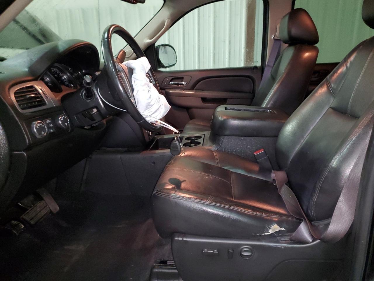 2012 Chevrolet Silverado - Image 7