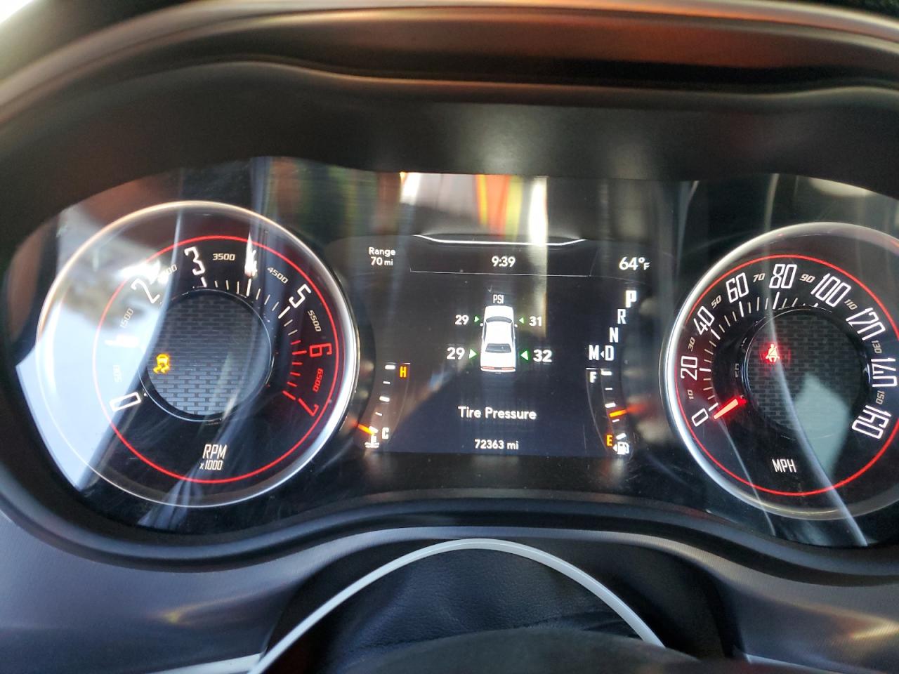 2019 Dodge Challenger - Image 9