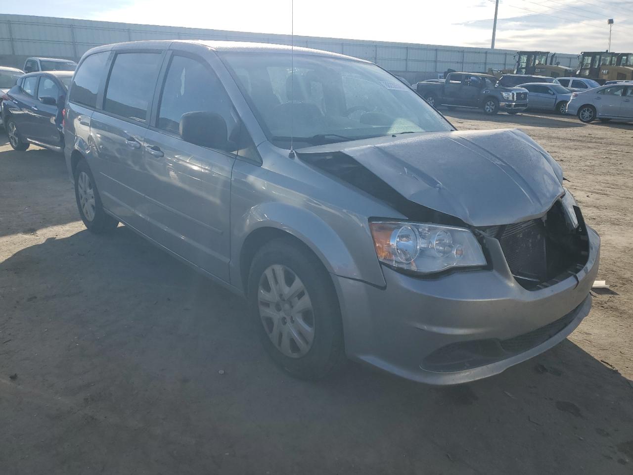 2016 Dodge Caravan - Image 4