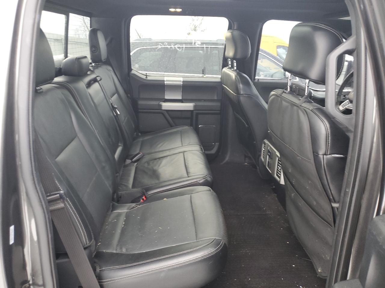 2015 Ford F-150 - Image 10