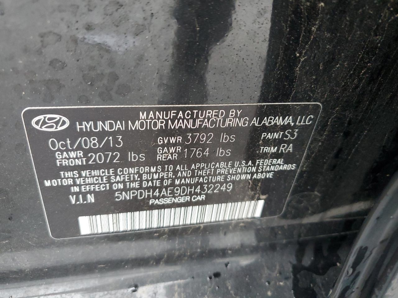 2013 Hyundai Elantra - Image 12