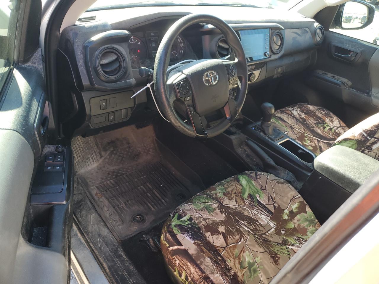 2022 Toyota Tacoma - Image 8
