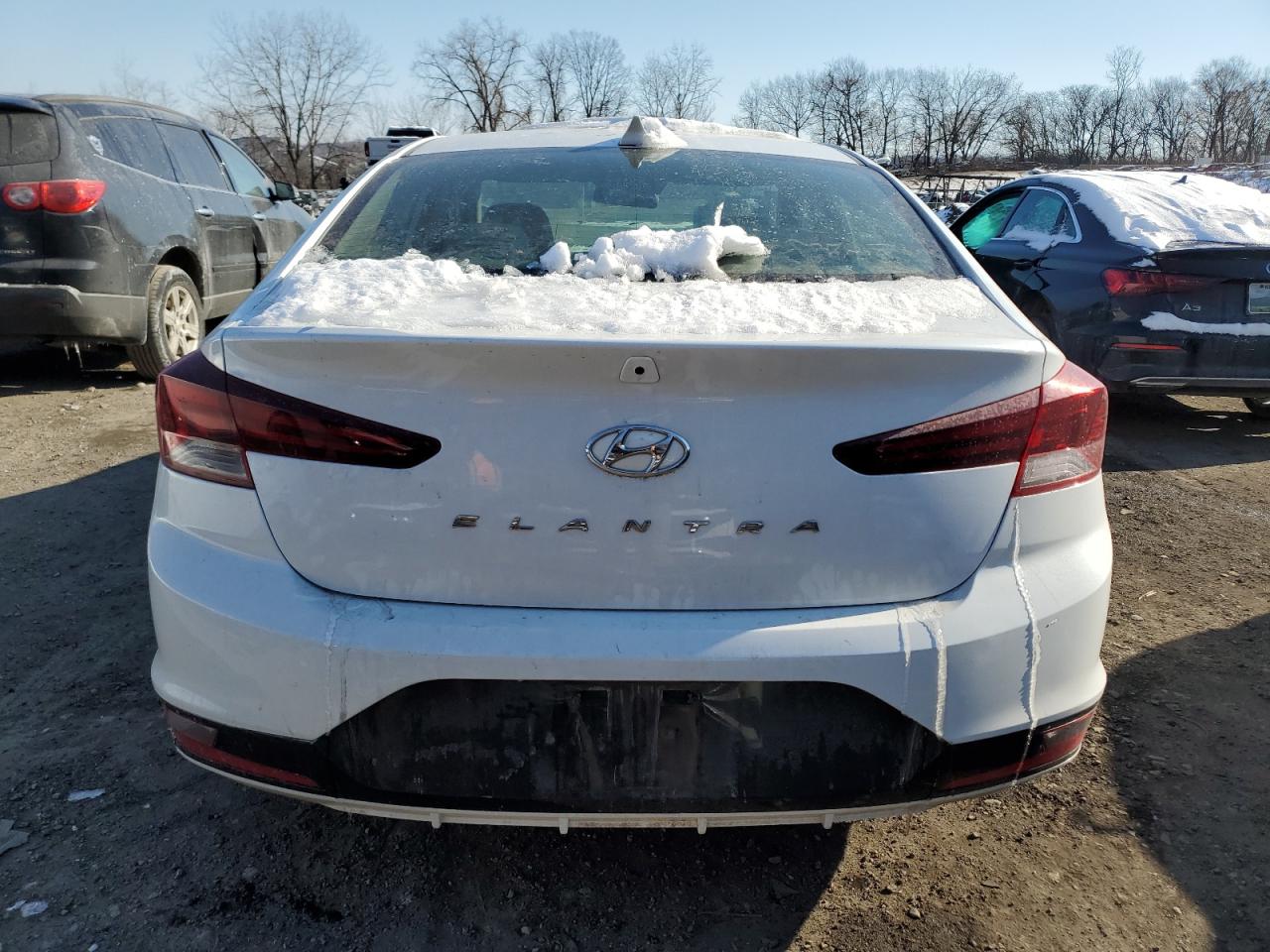 2019 Hyundai Elantra - Image 6