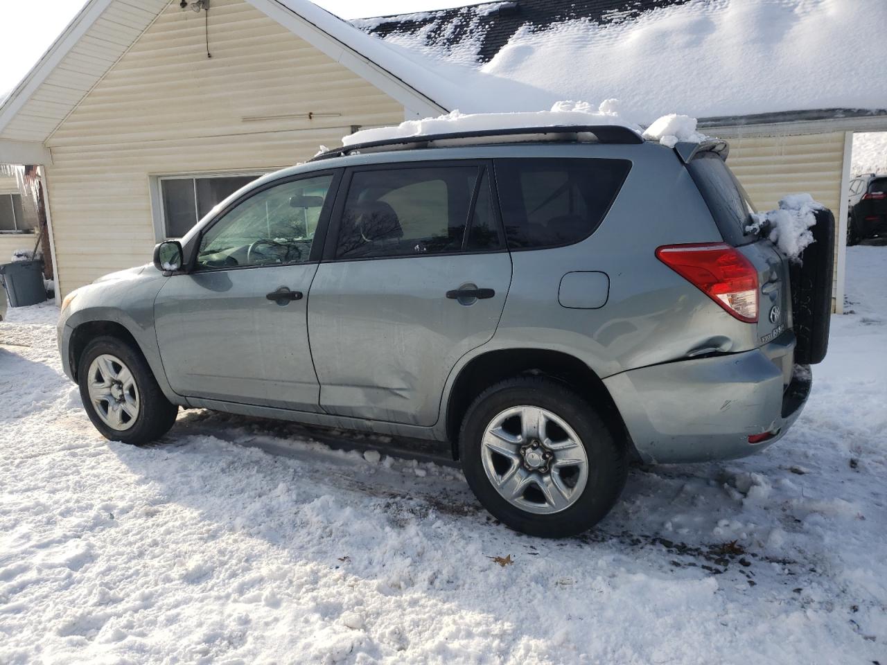 2008 Toyota RAV 4 - Image 2