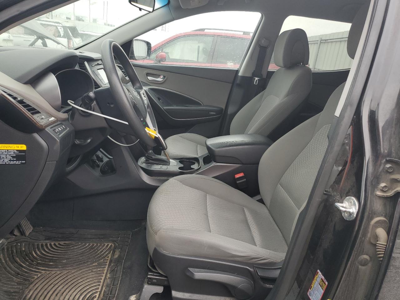 2017 Hyundai Santa Fe - Image 7