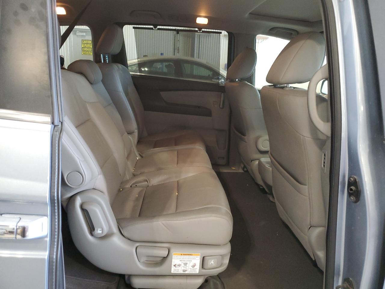 2011 Honda Odyssey - Image 11