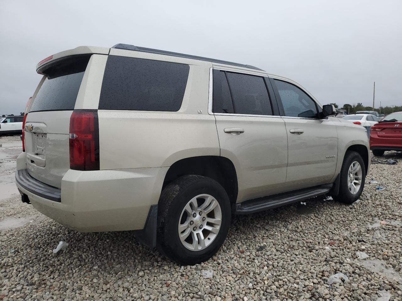 VIN 1GNSCBKC0FR220057 2015 CHEVROLET TAHOE no.3