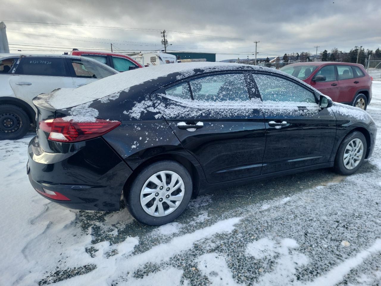 2019 Hyundai Elantra - Image 3