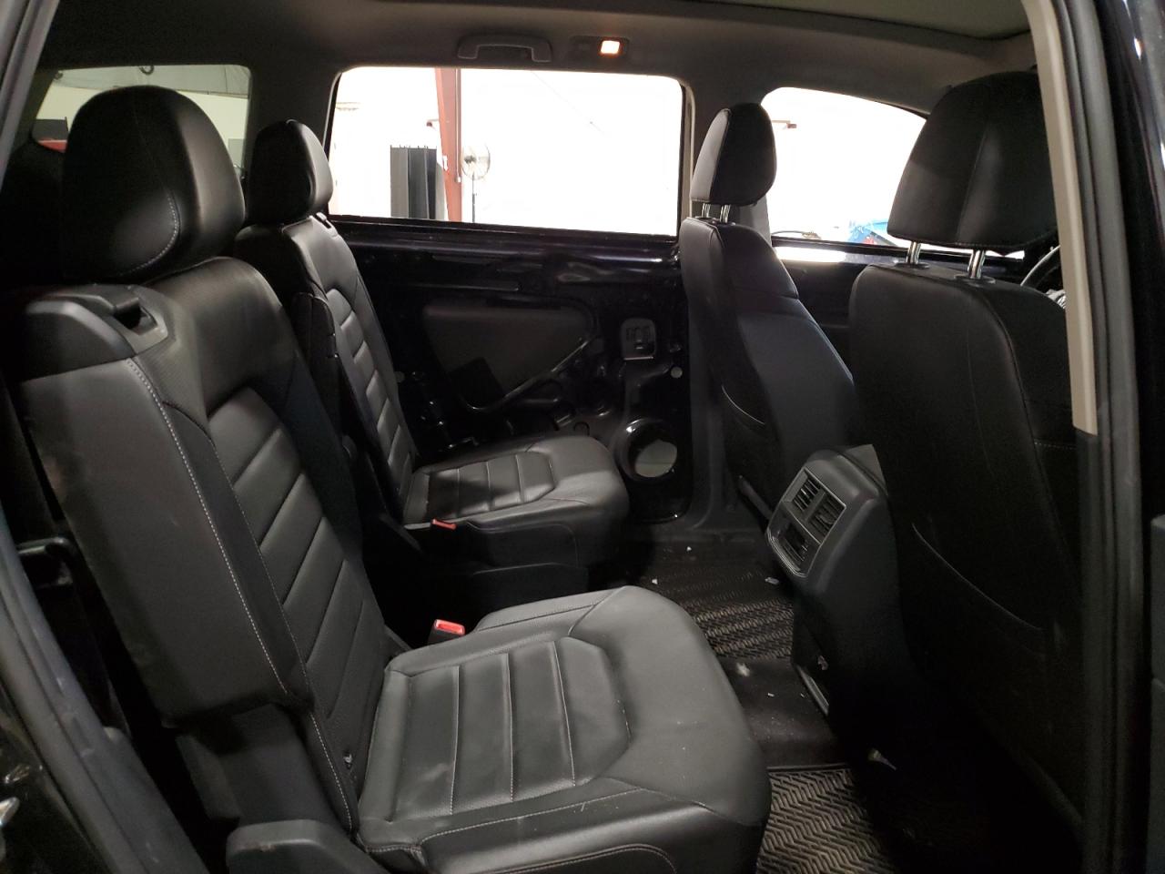 2018 Volkswagen Atlas - Image 11
