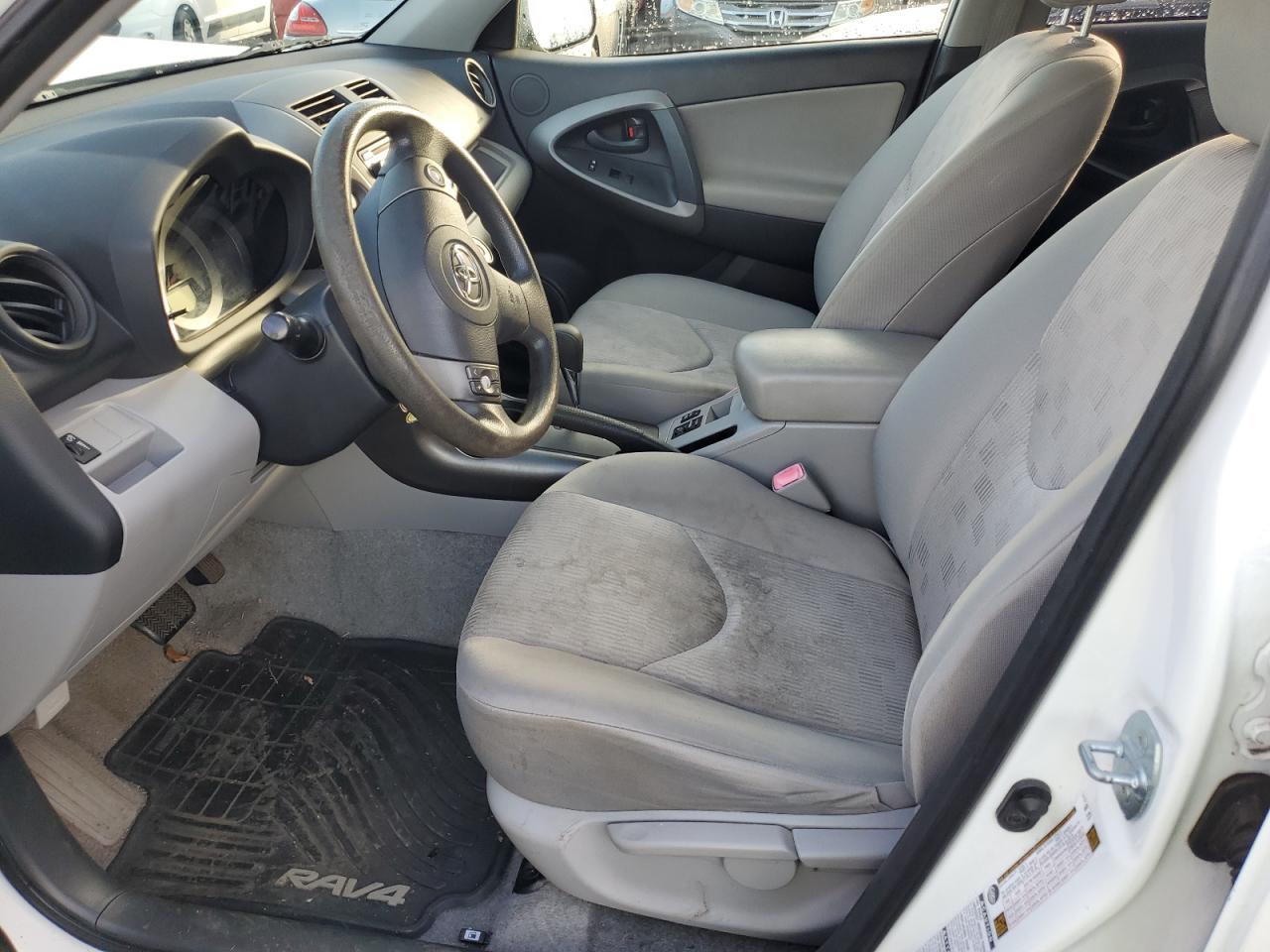 2012 Toyota RAV 4 - Image 7