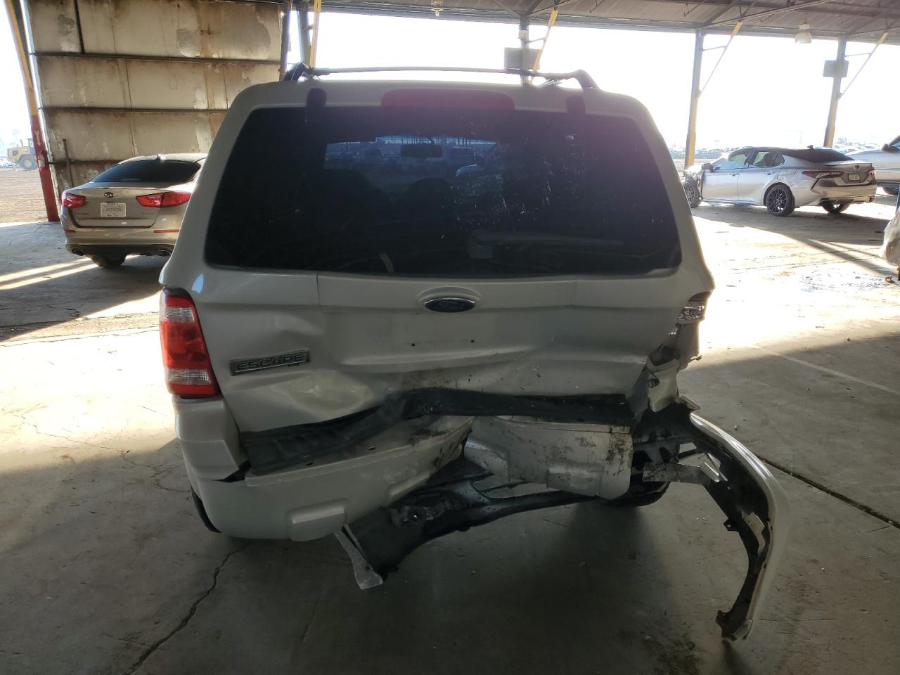 2008 Ford Escape - Image 6