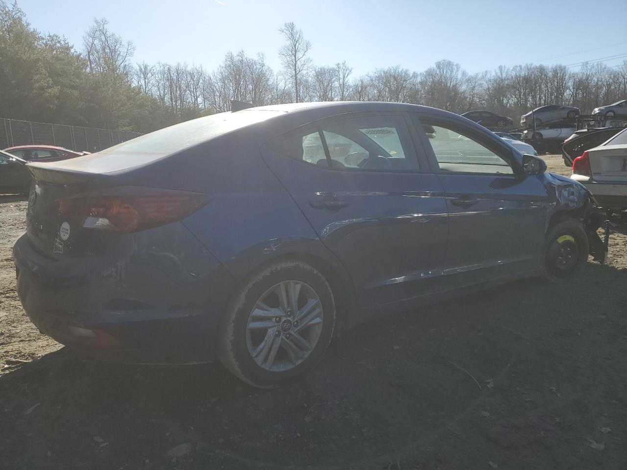 2020 Hyundai Elantra - Image 3