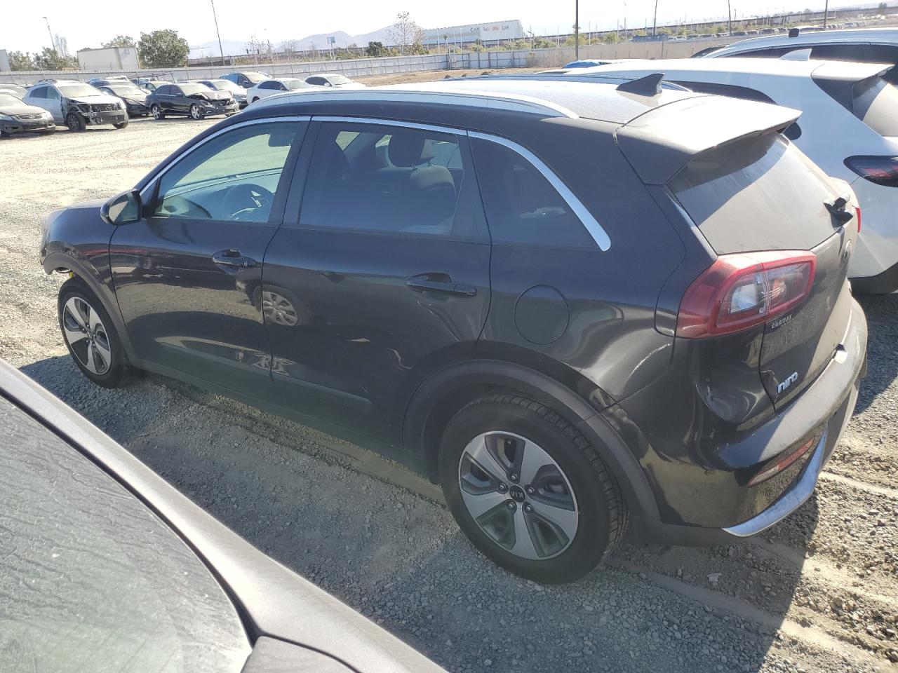 VIN KNDCB3LC1J5162285 2018 KIA NIRO no.2