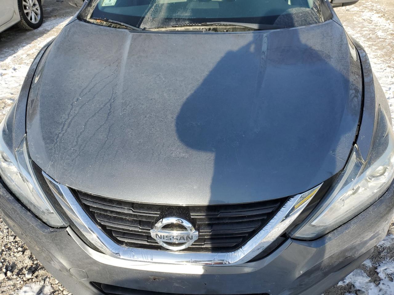 2018 Nissan Altima - Image 11