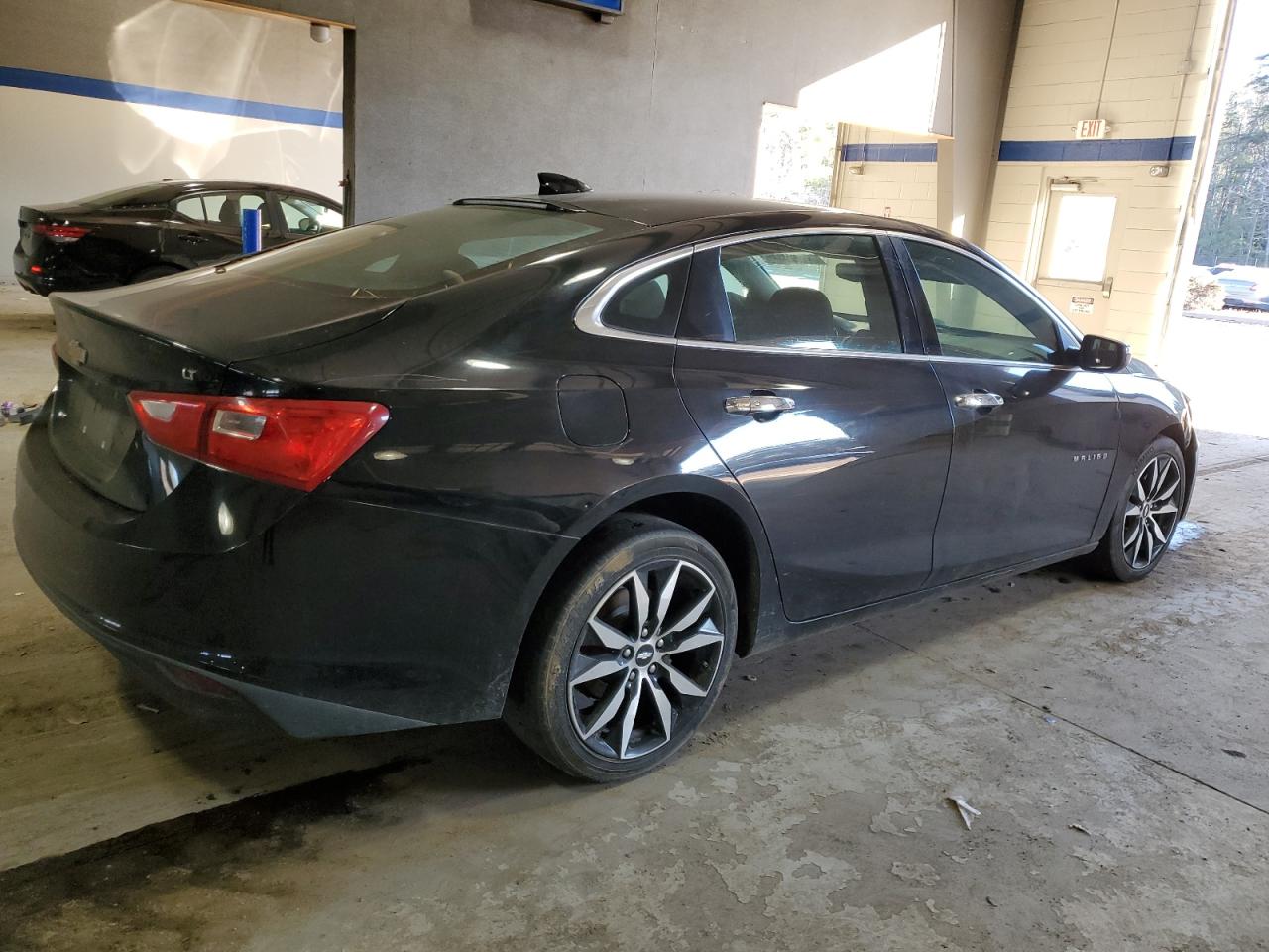 2018 Chevrolet Malibu - Image 3