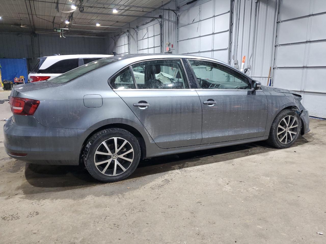 2017 Volkswagen Jetta - Image 3