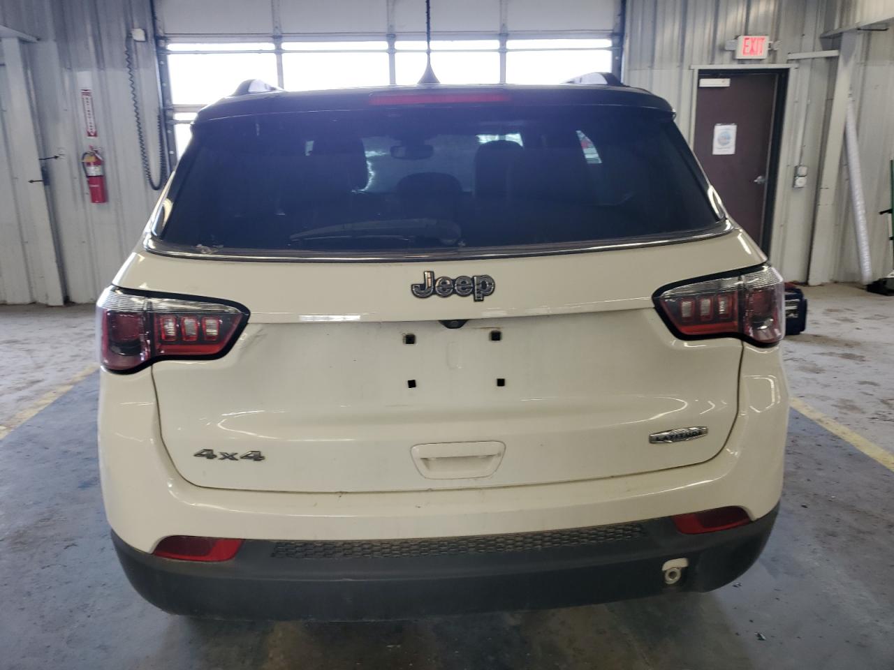 2018 Jeep Compass - Image 6