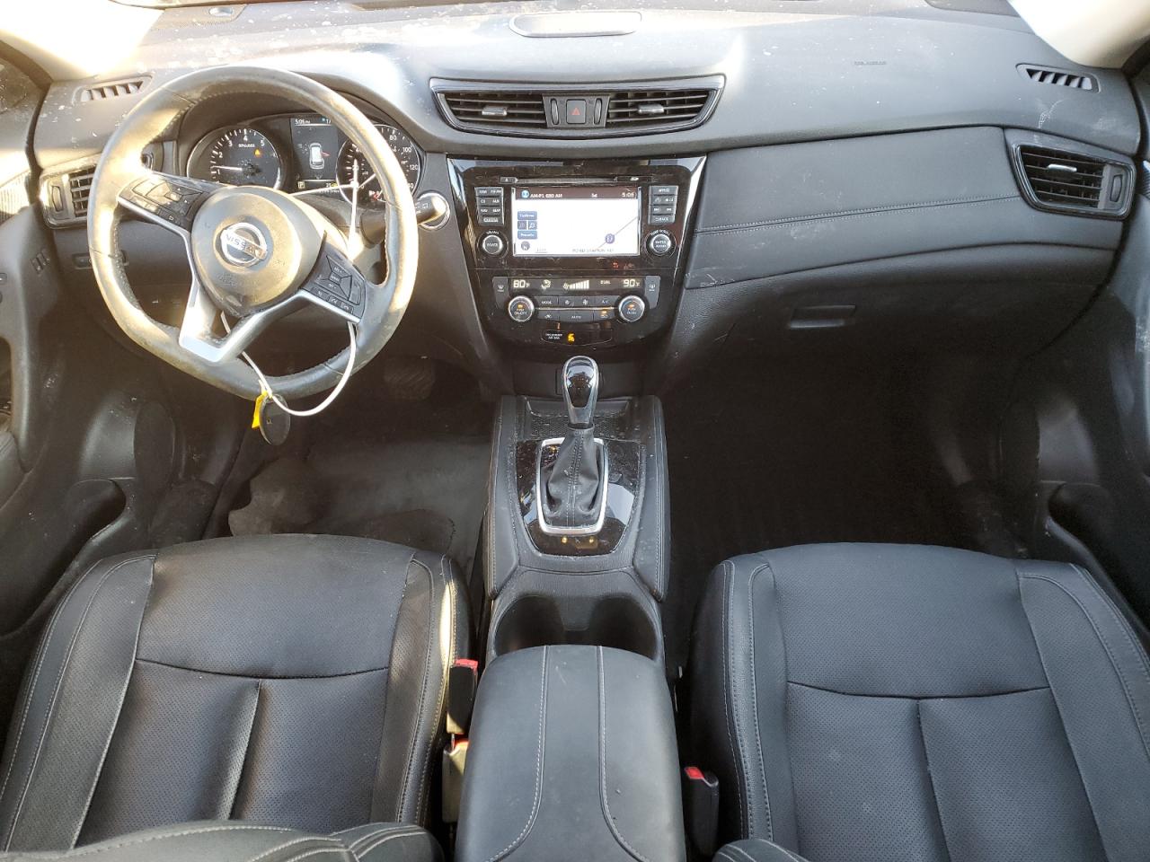 2017 Nissan Rogue - Image 8